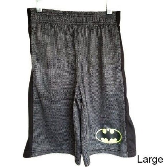 DC Comic Boys Batman Basketball Shorts Large 10-12 NWOT - Picture 1 of 7